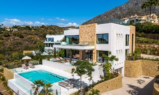 Modernist luxury villa with sea views for sale on Marbella's Golden Mile 788175 