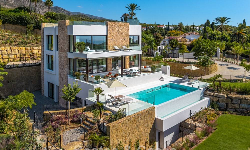 Modernist luxury villa with sea views for sale on Marbella's Golden Mile 788177