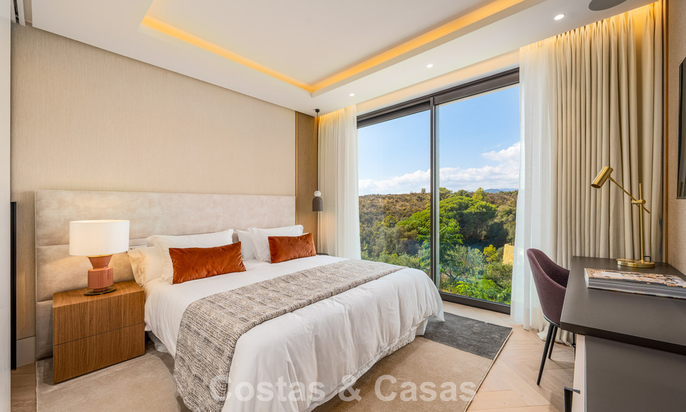 Modernist luxury villa with sea views for sale on Marbella's Golden Mile 788187