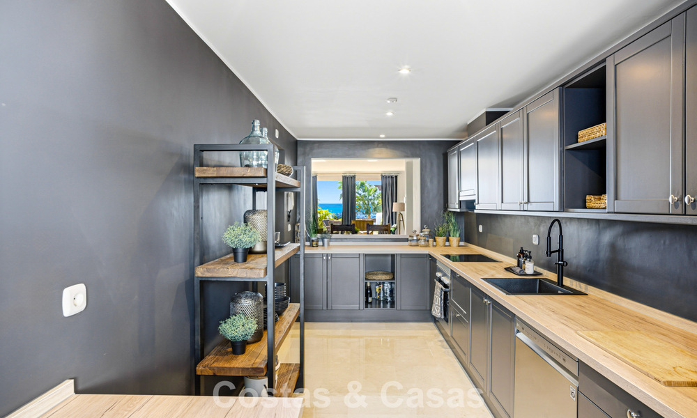 Apartments for sale in a gated complex in Nueva Andalucia, Marbella 788726