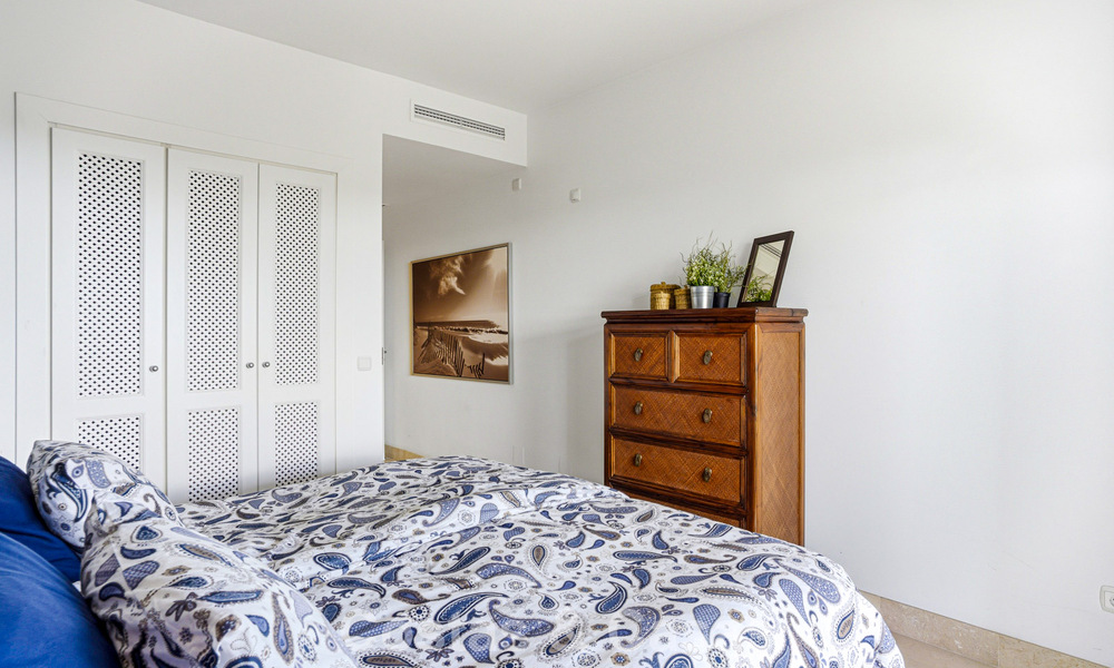 Apartments for sale in a gated complex in Nueva Andalucia, Marbella 788730