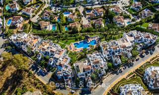 Apartments for sale in a gated complex in Nueva Andalucia, Marbella 788735 