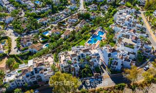 Apartments for sale in a gated complex in Nueva Andalucia, Marbella 788737 