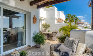 Apartments for sale in a gated complex in Nueva Andalucia, Marbella 788742 