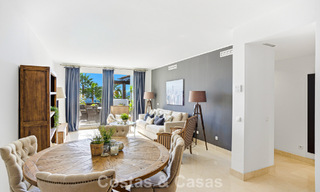 Apartments for sale in a gated complex in Nueva Andalucia, Marbella 788750 