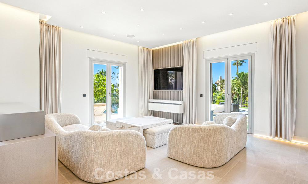 Remarkable neoclassical palace for sale in the prestigious gated community of Sierra Blanca, Marbella 788193