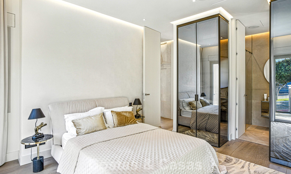 Remarkable neoclassical palace for sale in the prestigious gated community of Sierra Blanca, Marbella 788224