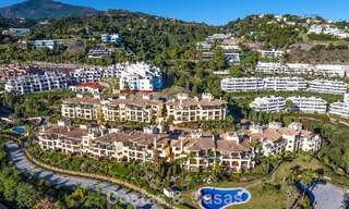 Move-in ready corner apartment for sale in a golf resort in the hills of Marbella - Benahavis 788236 