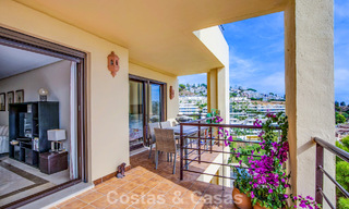 Move-in ready corner apartment for sale in a golf resort in the hills of Marbella - Benahavis 788253 