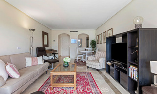 Move-in ready corner apartment for sale in a golf resort in the hills of Marbella - Benahavis 788257 