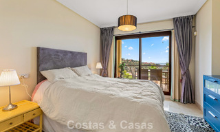 Move-in ready corner apartment for sale in a golf resort in the hills of Marbella - Benahavis 788262 