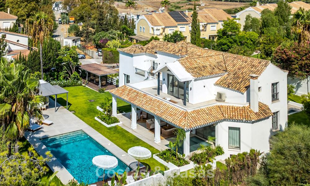 Stunning luxury villa with timeless Andalusian architecture for sale on the New Golden Mile between Marbella and Estepona 788326