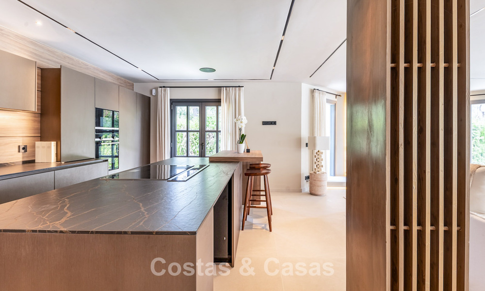 Stunning luxury villa with timeless Andalusian architecture for sale on the New Golden Mile between Marbella and Estepona 788329