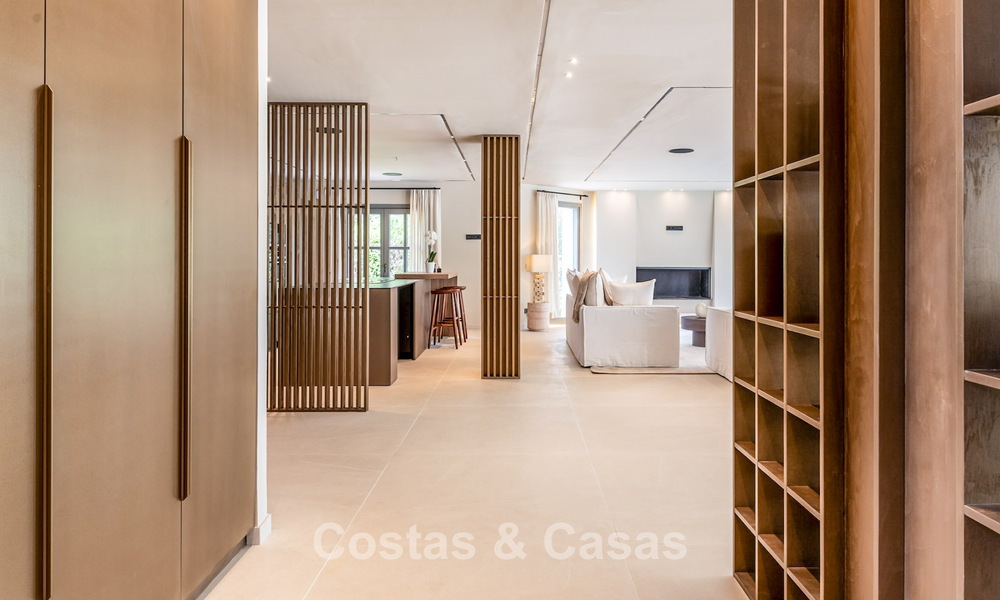 Stunning luxury villa with timeless Andalusian architecture for sale on the New Golden Mile between Marbella and Estepona 788337