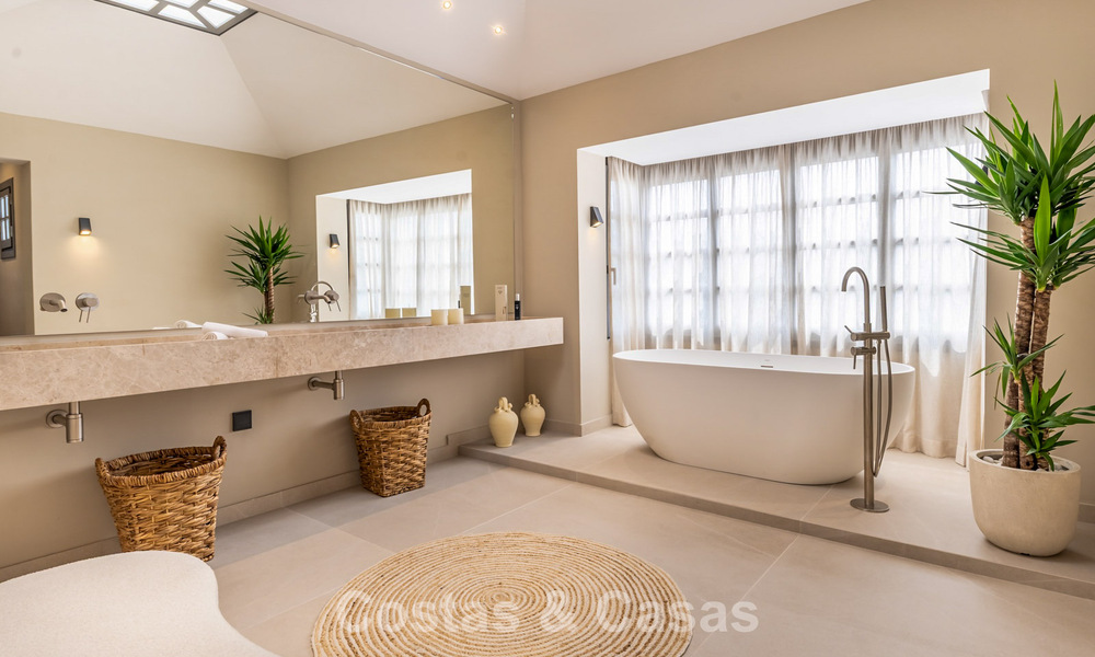Stunning luxury villa with timeless Andalusian architecture for sale on the New Golden Mile between Marbella and Estepona 788353