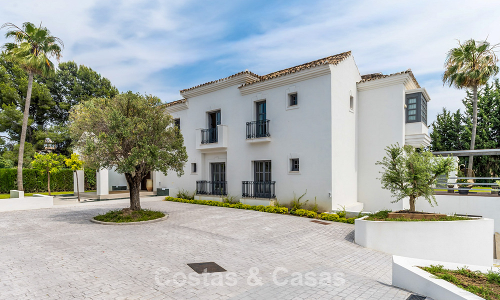 Stunning luxury villa with timeless Andalusian architecture for sale on the New Golden Mile between Marbella and Estepona 788356