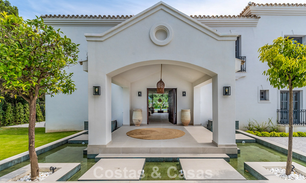 Stunning luxury villa with timeless Andalusian architecture for sale on the New Golden Mile between Marbella and Estepona 788358