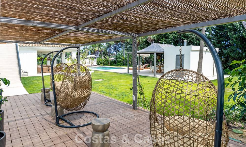 Stunning luxury villa with timeless Andalusian architecture for sale on the New Golden Mile between Marbella and Estepona 788363