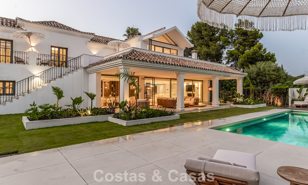 Stunning luxury villa with timeless Andalusian architecture for sale on the New Golden Mile between Marbella and Estepona 788370