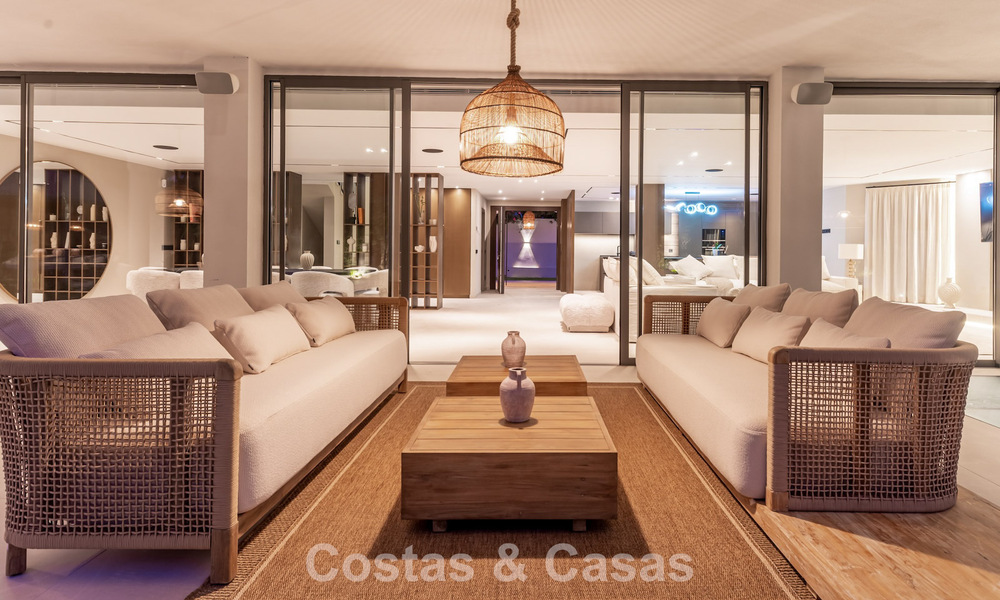 Stunning luxury villa with timeless Andalusian architecture for sale on the New Golden Mile between Marbella and Estepona 788374