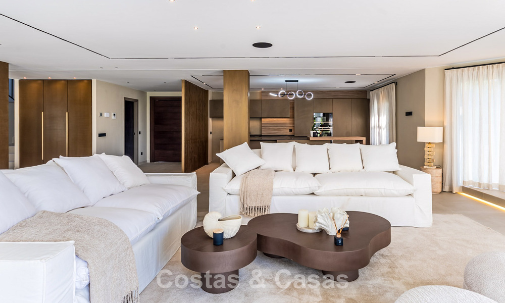 Stunning luxury villa with timeless Andalusian architecture for sale on the New Golden Mile between Marbella and Estepona 788378