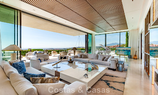 High-end luxury villa with panoramic sea views for sale in a prestigious resort, Benahavis - Marbella 788406 