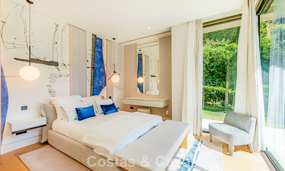 High-end luxury villa with panoramic sea views for sale in a prestigious resort, Benahavis - Marbella 788416