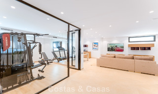 Stylishly renovated luxury villa for sale in a privileged golf community in Nueva Andalucia, Marbella 788467 