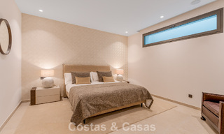 Stylishly renovated luxury villa for sale in a privileged golf community in Nueva Andalucia, Marbella 788469 