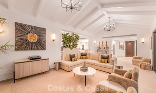 Stylishly renovated luxury villa for sale in a privileged golf community in Nueva Andalucia, Marbella 788484 