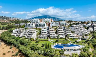 Contemporary apartment with spacious corner terrace for sale in Marbella - Benahavis 788698 