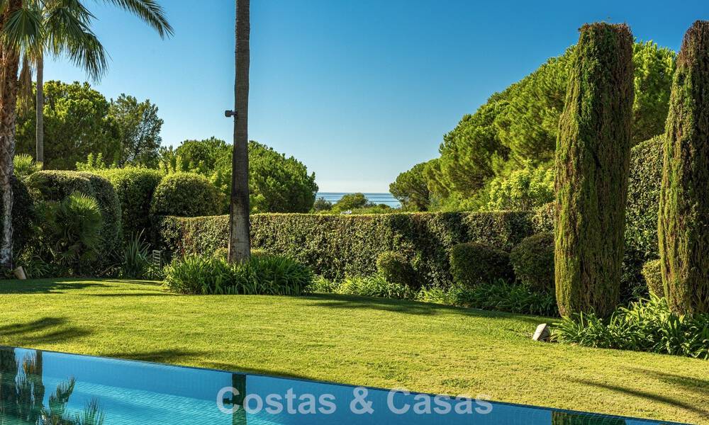 Move-in ready, modernist Spanish villa for sale, surrounded by top-class golf courses on the Costa del Sol 788268