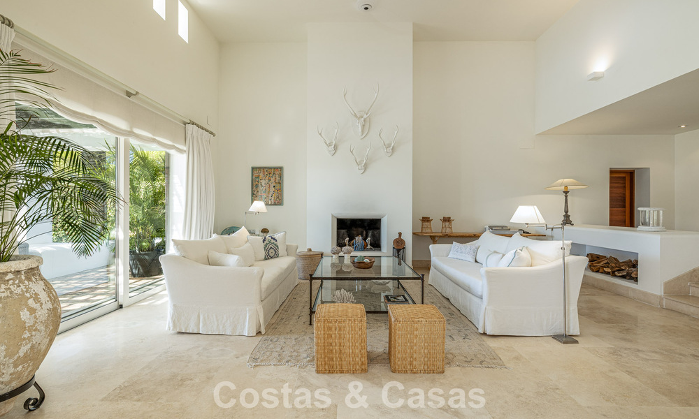 Move-in ready, modernist Spanish villa for sale, surrounded by top-class golf courses on the Costa del Sol 788273