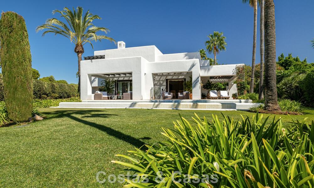 Move-in ready, modernist Spanish villa for sale, surrounded by top-class golf courses on the Costa del Sol 788277