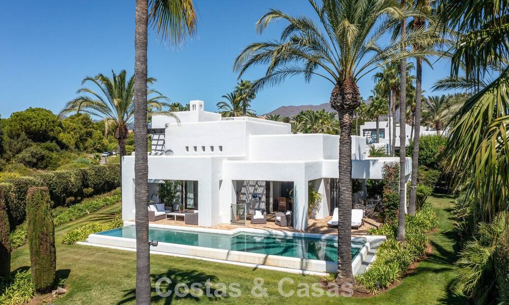 Move-in ready, modernist Spanish villa for sale, surrounded by top-class golf courses on the Costa del Sol 788286