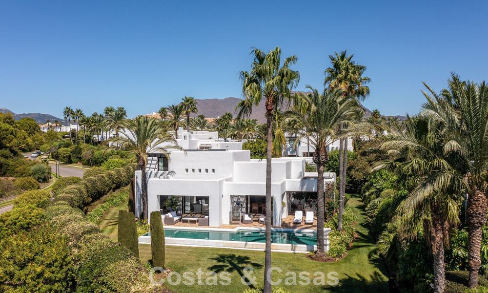 Move-in ready, modernist Spanish villa for sale, surrounded by top-class golf courses on the Costa del Sol 788287