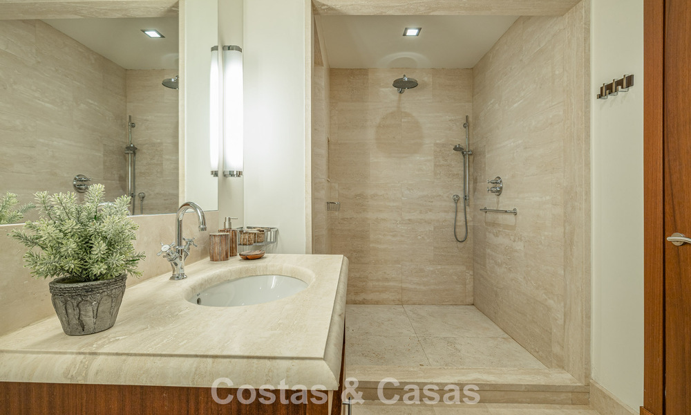 Move-in ready, modernist Spanish villa for sale, surrounded by top-class golf courses on the Costa del Sol 788299