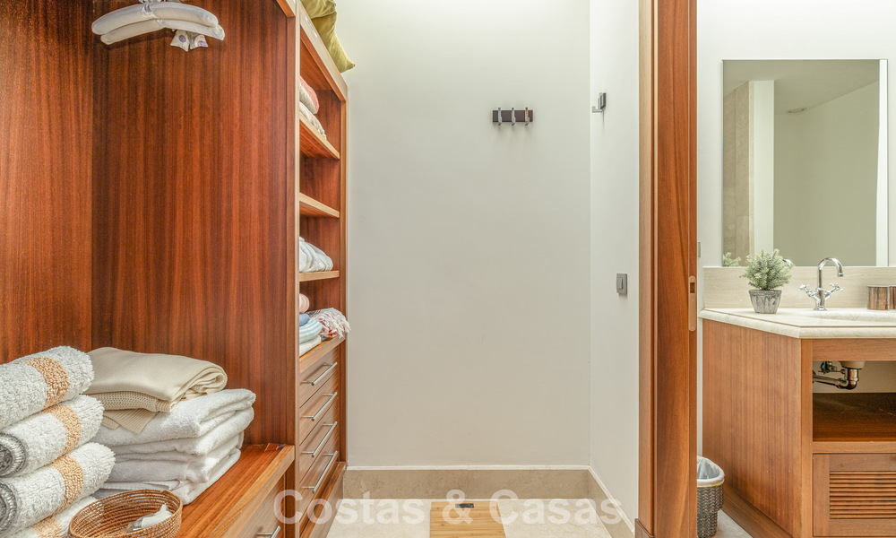 Move-in ready, modernist Spanish villa for sale, surrounded by top-class golf courses on the Costa del Sol 788309