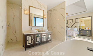 Exclusive villa with sea views for sale in a secure urbanization in La Quinta, Marbella - Benahavis 788577 