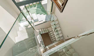 Exclusive villa with sea views for sale in a secure urbanization in La Quinta, Marbella - Benahavis 788583 