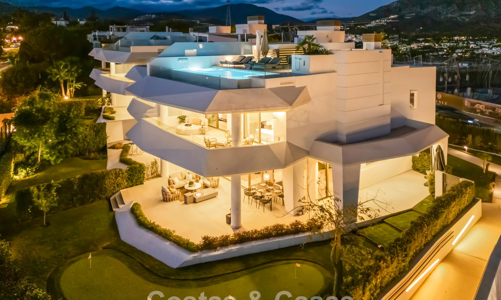 Minimalist luxury home with panoramic sea views for sale in a prestigious gated complex in Nueva Andalucia, Marbella 788602