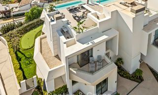 Minimalist luxury home with panoramic sea views for sale in a prestigious gated complex in Nueva Andalucia, Marbella 788604 