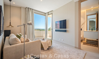 Minimalist luxury home with panoramic sea views for sale in a prestigious gated complex in Nueva Andalucia, Marbella 788613 