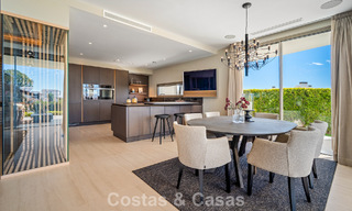 Minimalist luxury home with panoramic sea views for sale in a prestigious gated complex in Nueva Andalucia, Marbella 788630 