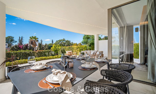 Minimalist luxury home with panoramic sea views for sale in a prestigious gated complex in Nueva Andalucia, Marbella 788638 