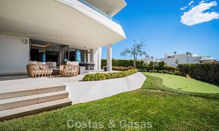 Minimalist luxury home with panoramic sea views for sale in a prestigious gated complex in Nueva Andalucia, Marbella 788641 