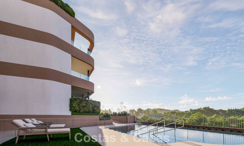 New, innovative apartments for sale on the golf course in Estepona 788668