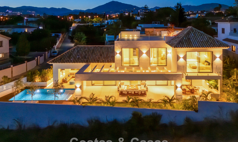 Move-in ready, contemporary luxury villa for sale within walking distance of the beach and town center of San Pedro - Marbella 788821