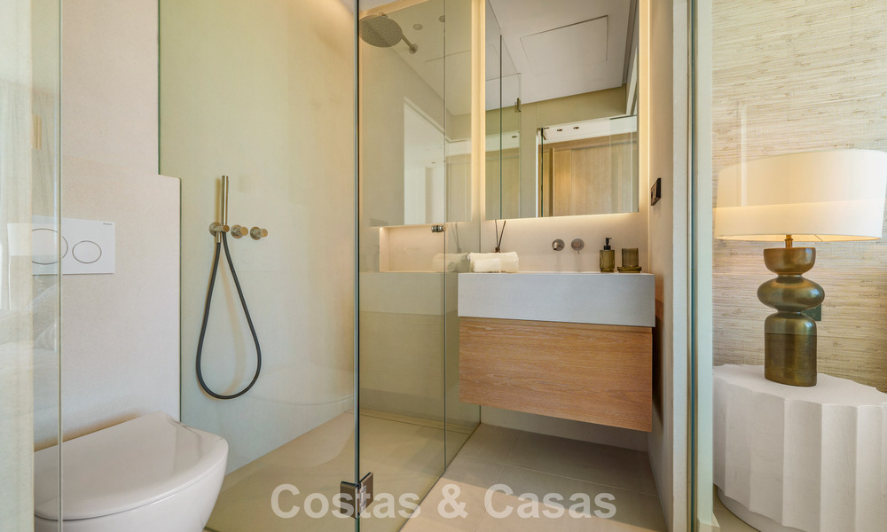 Move-in ready, contemporary luxury villa for sale within walking distance of the beach and town center of San Pedro - Marbella 788827