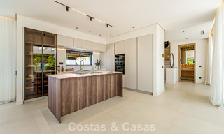 Move-in ready, contemporary luxury villa for sale within walking distance of the beach and town center of San Pedro - Marbella 788832 